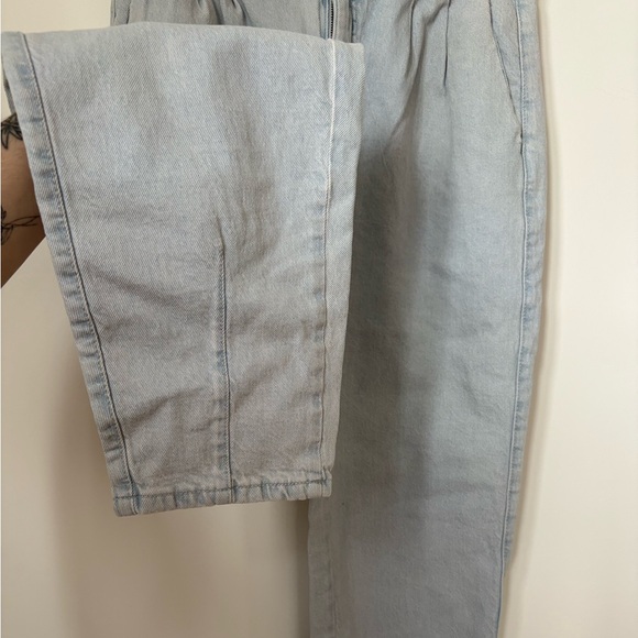 Dynamite Gigi High-Waisted Tapered Barrel Leg Jeans - Size 28 Womens - Picture 5 of 6